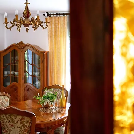 Villa Dom Z Widokiem Na Park Nałęczów Exterior foto